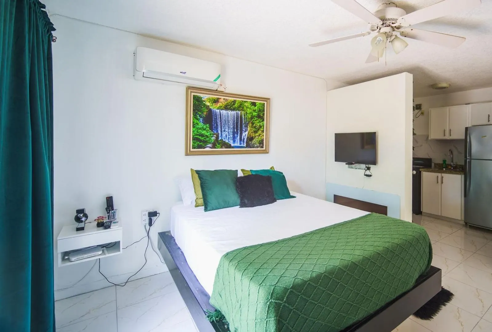 Fiwi-Own Chelsea Manor, Kingston Διαμέρισμα